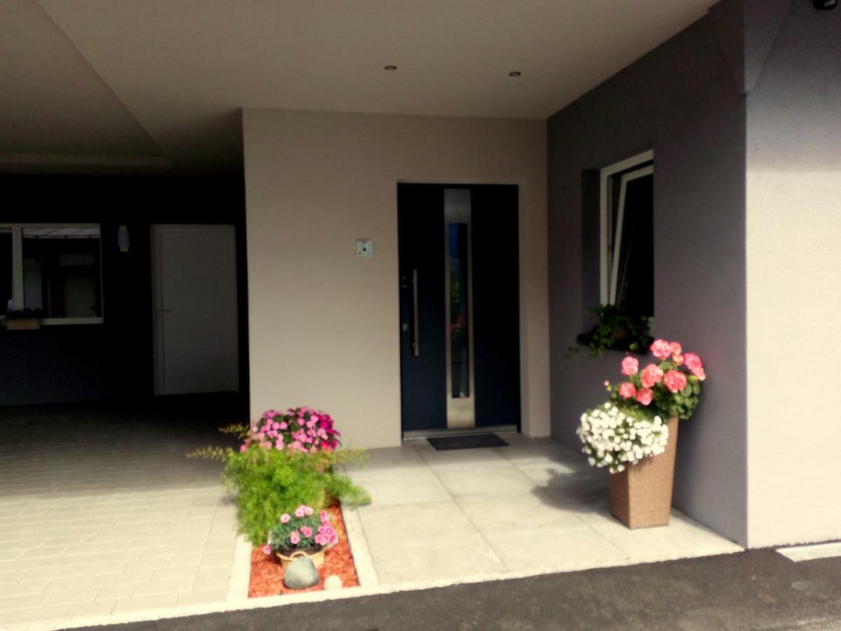 Alpine Appartement Оец Екстериор снимка